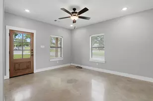 738 E Sears St, Denison, TX 75021 - Photo 7