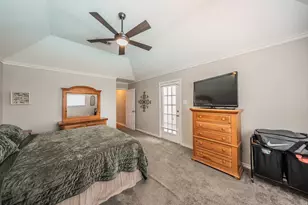 2720 Cedar Springs Ct, Bedford, TX 76021 - Photo 21