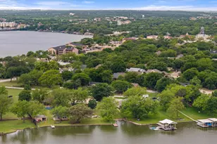 633 E Bridge St, Granbury, TX 76048 - Photo 37