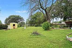 5700 Kennedy St, Watauga, TX 76148 - Photo 17