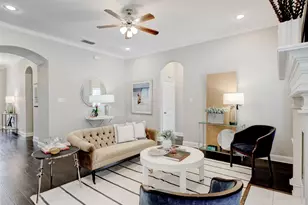 2700 Gladstone Dr, Dallas, TX 75211 - Photo 7