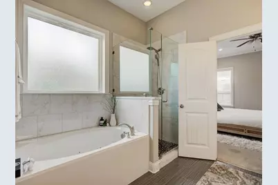 2700 Gladstone Drive, Dallas, TX 75211 - Photo 19