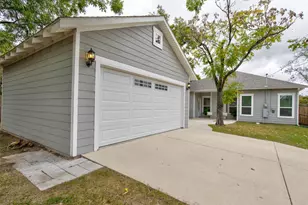 2700 Gladstone Dr, Dallas, TX 75211 - Photo 39