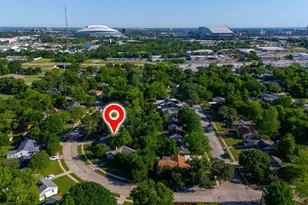 419 Joyce St, Arlington, TX 76010 - Photo 23