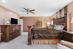 211 E Bay Dr, Bridgeport, TX 76426 - Photo 17