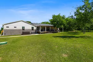 211 E Bay Dr, Bridgeport, TX 76426 - Photo 33