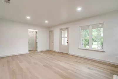 1412 Eagle Drive, Fort Worth, TX 76111 - Photo 5
