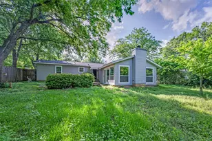 2513 Janice Ln, Fort Worth, TX 76112 - Photo 5