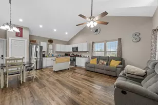 106 Moore St, Itasca, TX 76055 - Photo 5