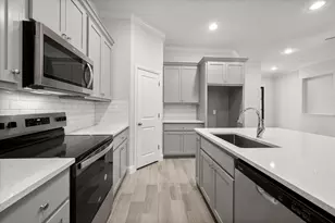 2354 Spg Pk Blvd, Arlington, TX 76016 - Photo 13