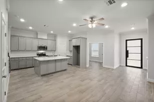 2354 Spg Pk Blvd, Arlington, TX 76016 - Photo 5