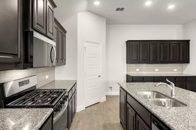 108 Whistling Duck Drive, Balch Springs, TX 75181 - Photo 7