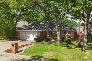 6020 Paradise Dr, Arlington, TX 76001 - Photo 1
