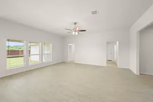 1176 Oak Spring Dr, Burleson, TX 76028 - Photo 17