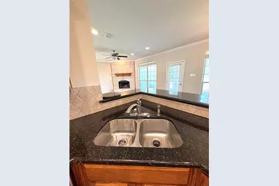 1128 Heatherwood, Hewitt, TX 76643 - Photo 17