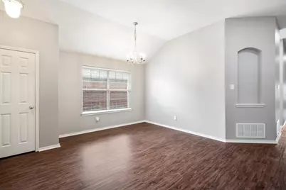 12152 Tacoma Ridge Drive, Fort Worth, TX 76244 - Photo 7