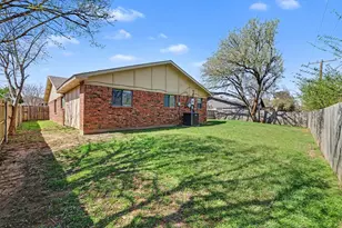 2312 Chinaberry Dr, Bedford, TX 76021 - Photo 23