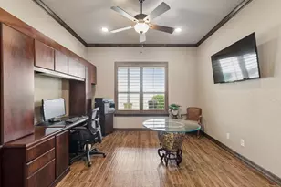 2009 Lakeshore Dr, Cleburne, TX 76033 - Photo 15