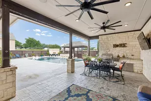 2009 Lakeshore Dr, Cleburne, TX 76033 - Photo 27