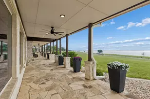2009 Lakeshore Dr, Cleburne, TX 76033 - Photo 19
