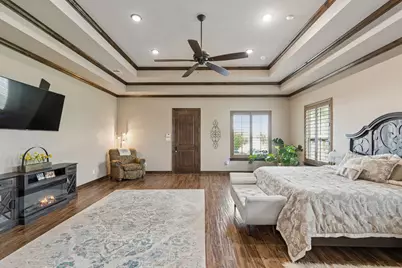 2009 Lakeshore Drive, Cleburne, TX 76033 - Photo 15