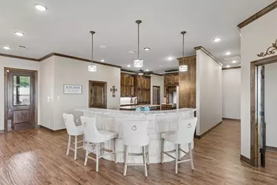 2009 Lakeshore Drive, Cleburne, TX 76033 - Photo 13