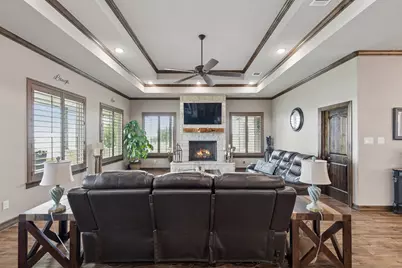 2009 Lakeshore Drive, Cleburne, TX 76033 - Photo 9