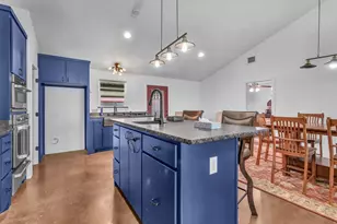 5500 County Rd 302, Grandview, TX 76050 - Photo 15