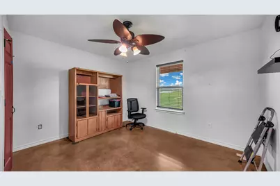 5500 County Road 302, Grandview, TX 76050 - Photo 21