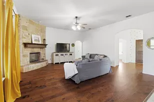 1030 Lester Burt Rd, Farmersville, TX 75442 - Photo 11