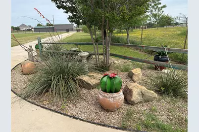 5660 Veal Station Road, Weatherford, TX 76085 - Photo 7