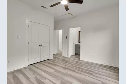 3526 Elsie Faye Heggins Street, Dallas, TX 75210 - Photo 13