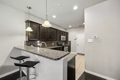 404 Dublin Street, Lewisville, TX 75067 - Photo 5