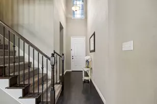 404 Dublin St, Lewisville, TX 75067 - Photo 9