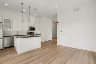 2217 N Fitzhugh Ave, Dallas, TX 75204 - Photo 23