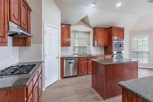 413 Cold Mountain Trail, Fort Worth, TX 76131 - Photo 7