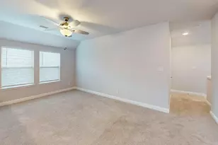 639 Caprice Blf, Fate, TX 75189 - Photo 17