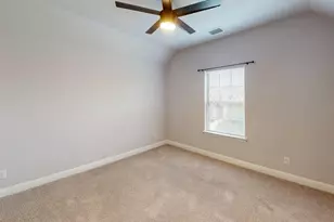 639 Caprice Blf, Fate, TX 75189 - Photo 15