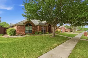 918 Mustang Dr, Allen, TX 75002 - Photo 3