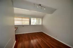 3506 Bangor Ct E, Irving, TX 75062 - Photo 9