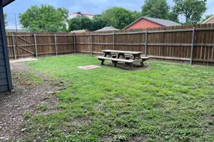 401 S McEntire Ct, White Settlement, TX 76108 - Photo 35