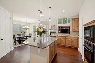 10172 Bowling Green Dr, Frisco, TX 75035 - Photo 1