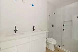 2219 E Ann Arbor Ave, Dallas, TX 75216 - Photo 9