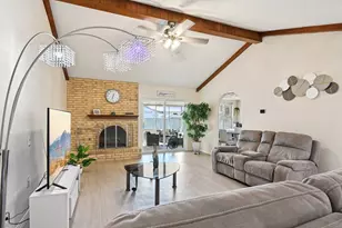 2106 Avalon Ln, Arlington, TX 76014 - Photo 7