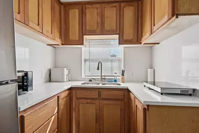 2106 Avalon Lane, Arlington, TX 76014 - Photo 15