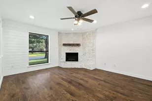 2902 Panhandle Dr, Grapevine, TX 76051 - Photo 5