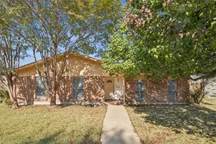 3113 Ridgemoor Dr, Garland, TX 75044 - Photo 3