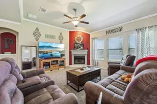 1332 Foxglove Ln, Burleson, TX 76028 - Photo 9