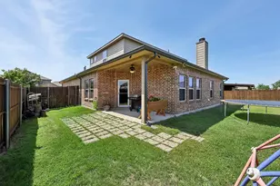 1332 Foxglove Ln, Burleson, TX 76028 - Photo 33