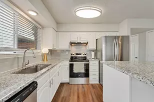 2001 Village Creek Dr, Garland, TX 75040 - Photo 17